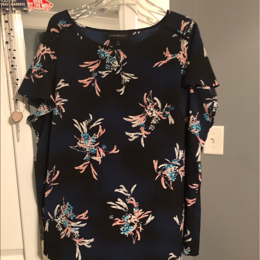 Lane Bryant flutter sleeve top